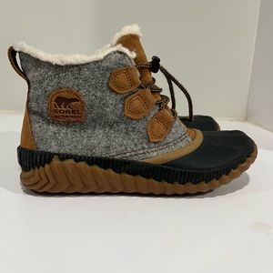 Sorel waterproof boots